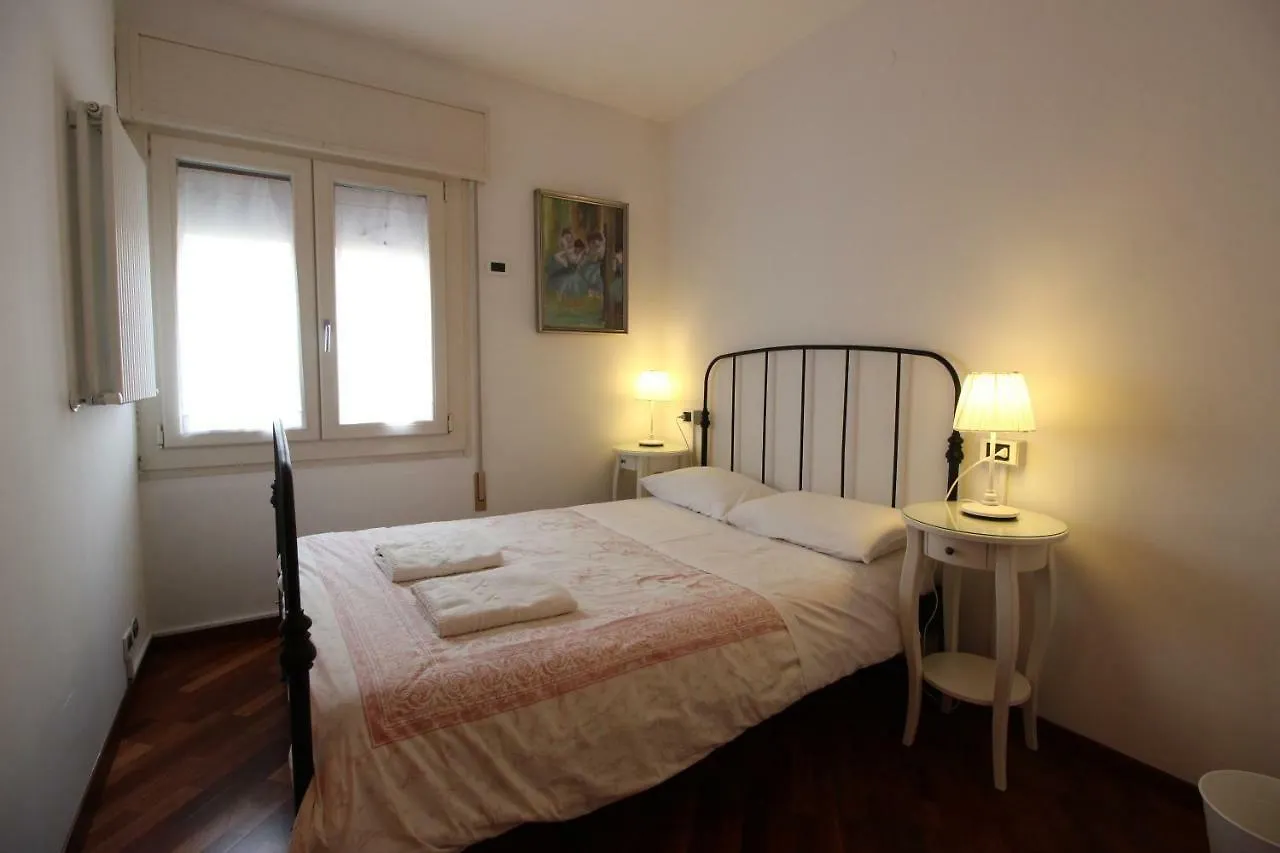 Casa-Mia Apartment Mestre Itália