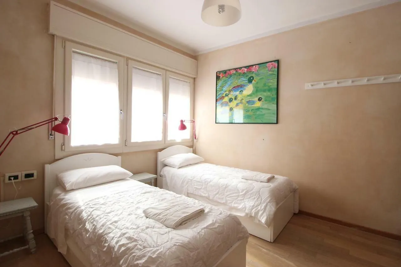 Casa-Mia Apartment Mestre Itália