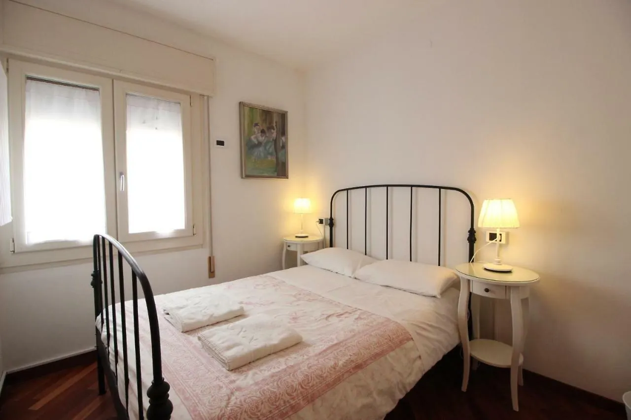 Casa-Mia Apartment Mestre Itália